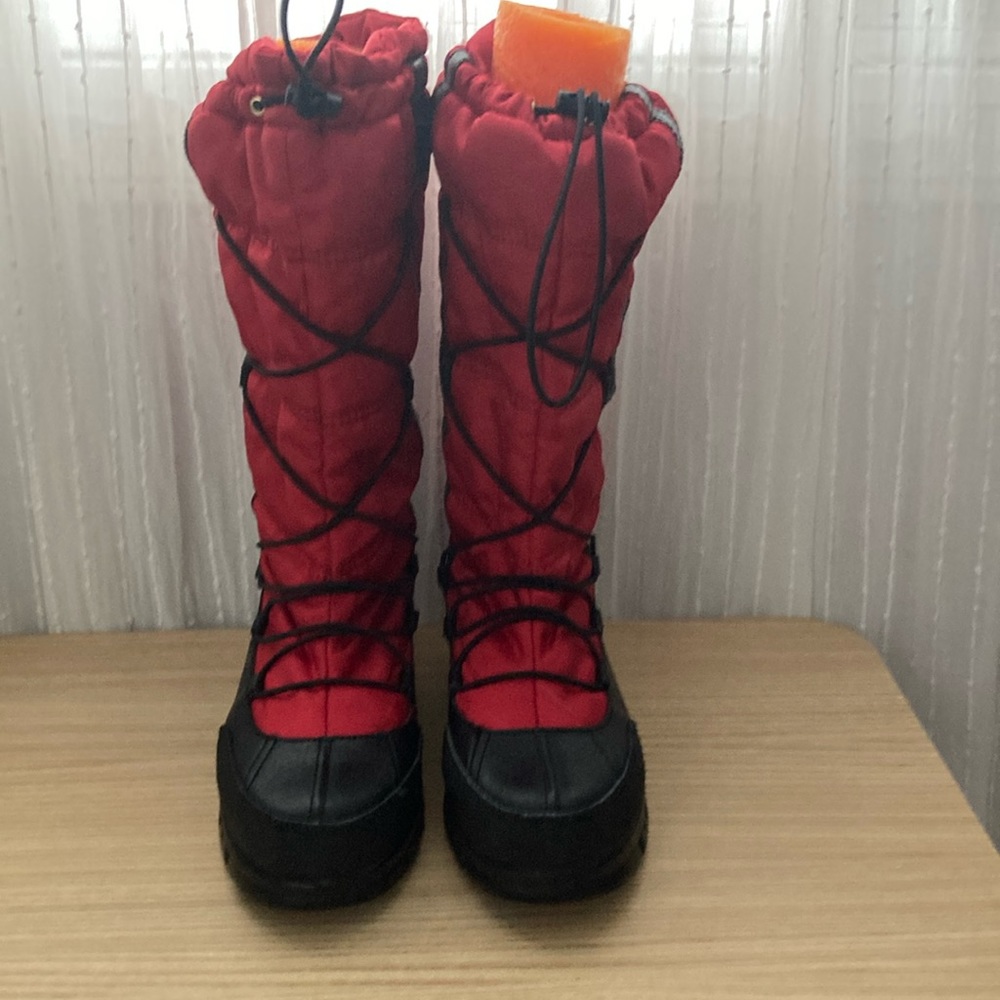 LN Ralph Lauren boots from our smoke and pet free home.